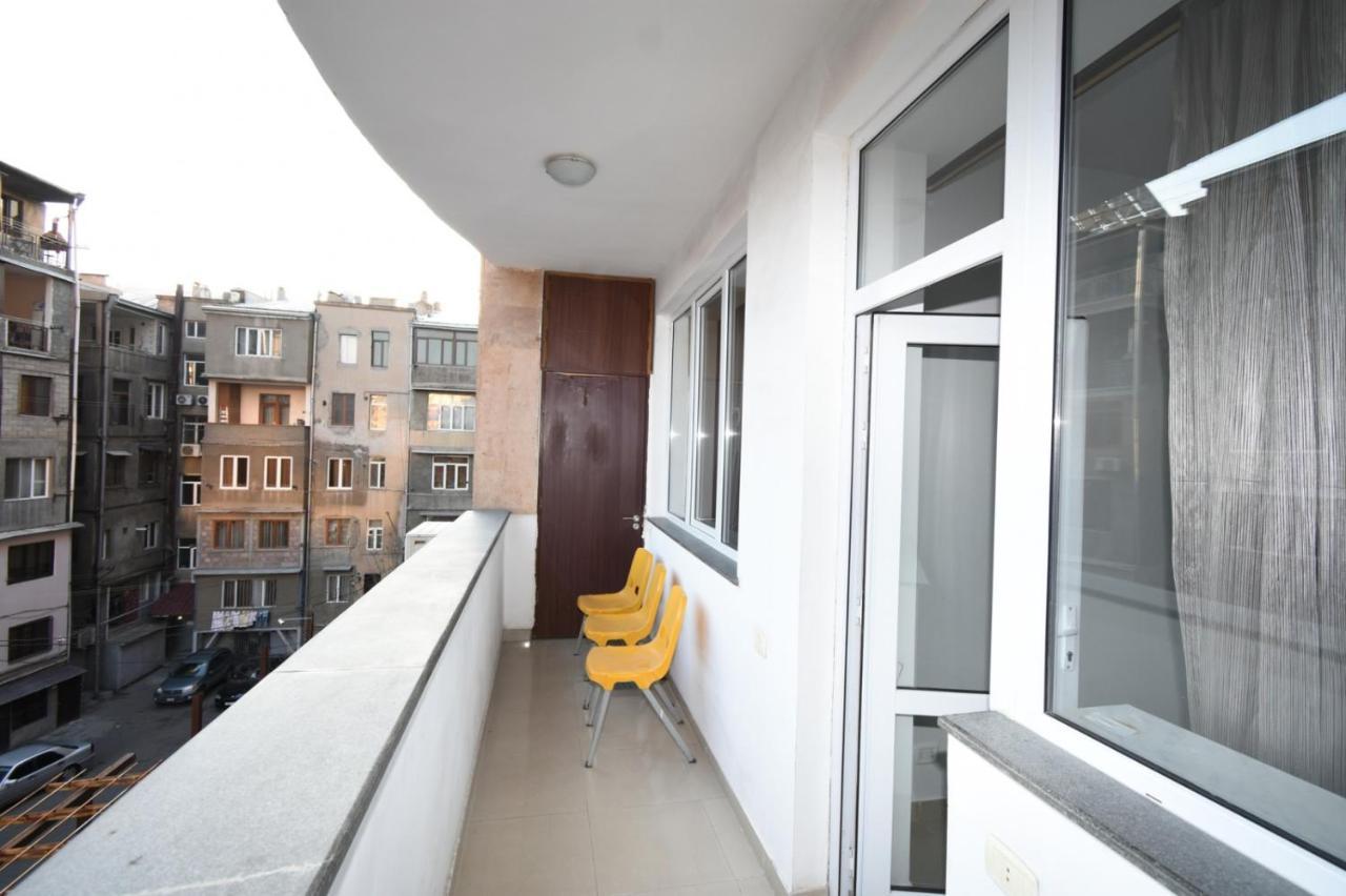 Flatsinyerevan At Aram Street Eksteriør bilde